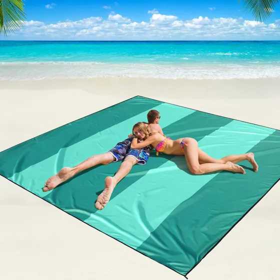 Two-Tone Green Beach Blanket